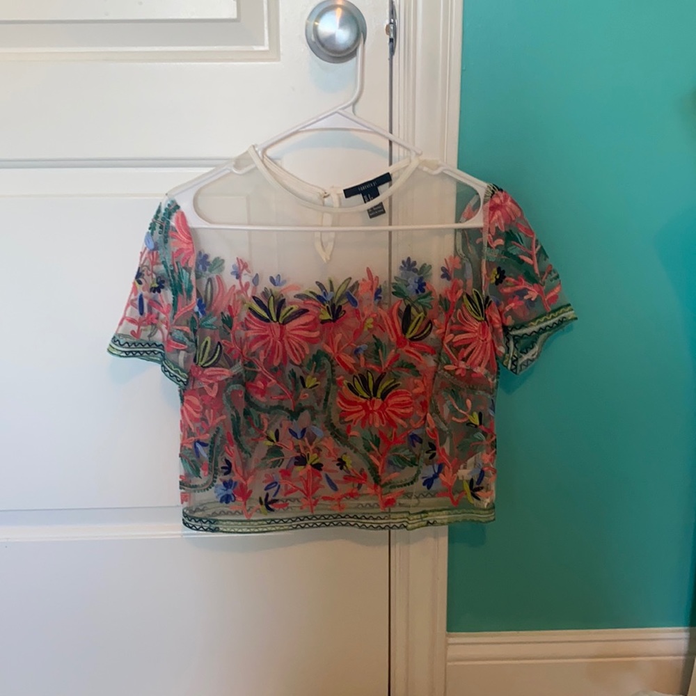 Forever 21 sheer crop top with flower designs! Size small.